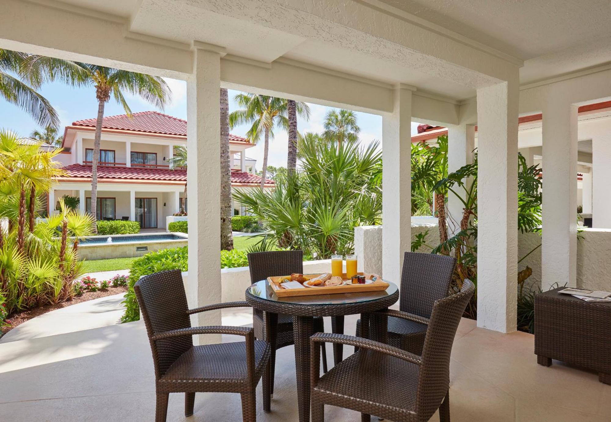 Villa with Garden View,765798421:JPEG