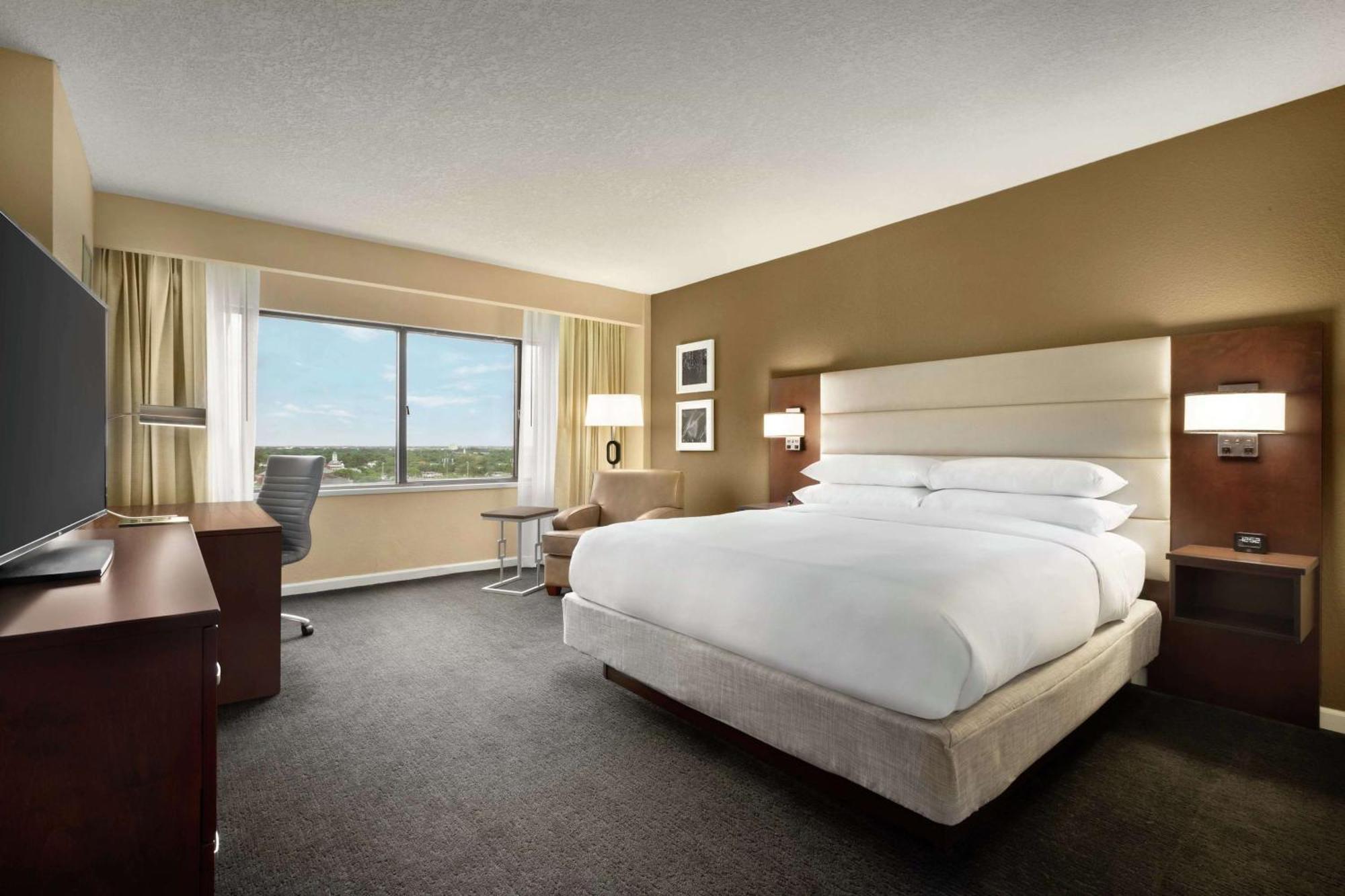 King Room,1498661596:JPEG