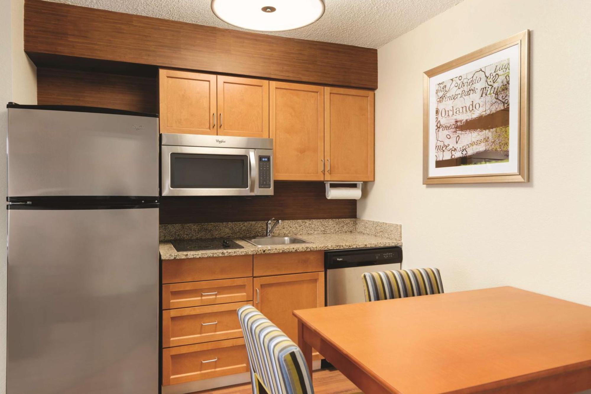 Suite with Two Double Beds and Bath Tub - Mobility and Hearing Access/Non-Smoking,1276179463:JPEG