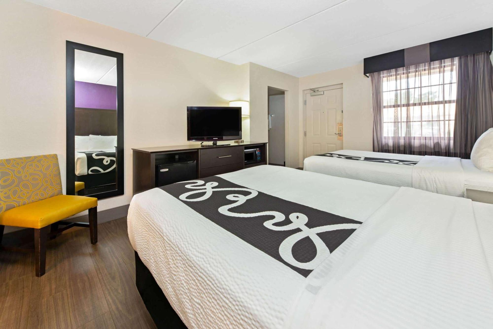 Standard Double Room with Two Double Beds,1279525630:JPEG