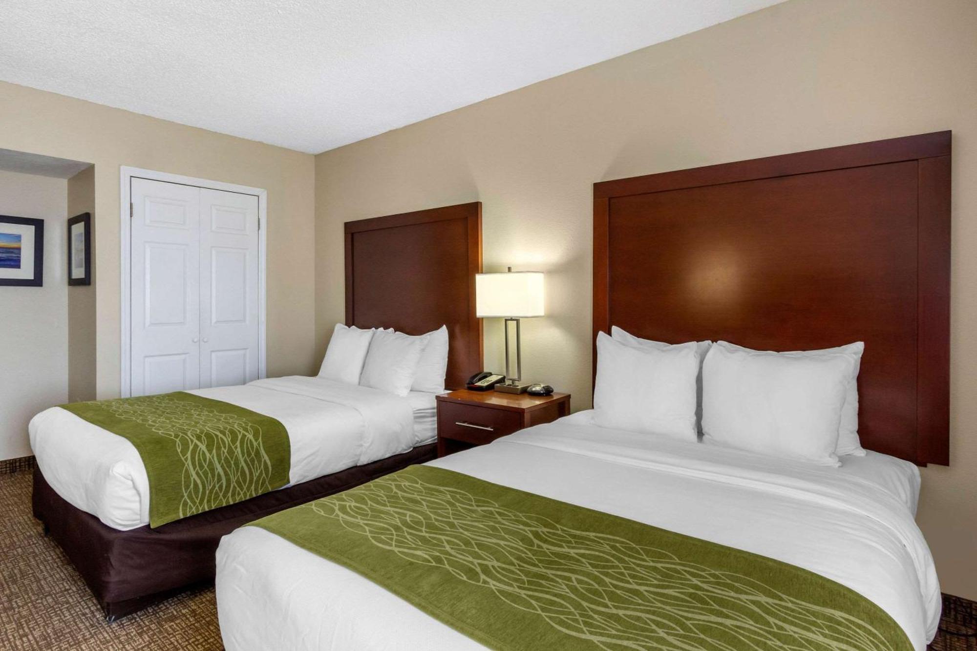 Double Room with Two Double Beds - Non-Smoking,1600224679:JPEG