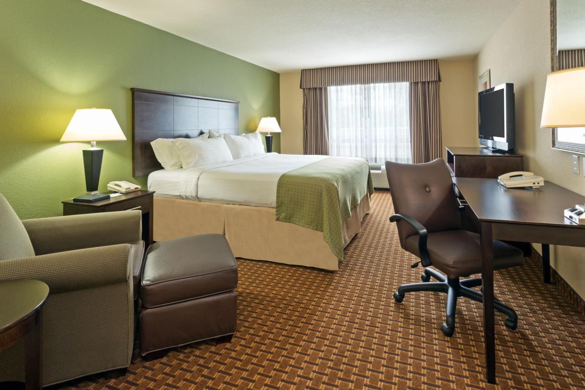 Standard Room,1531472596:JPEG