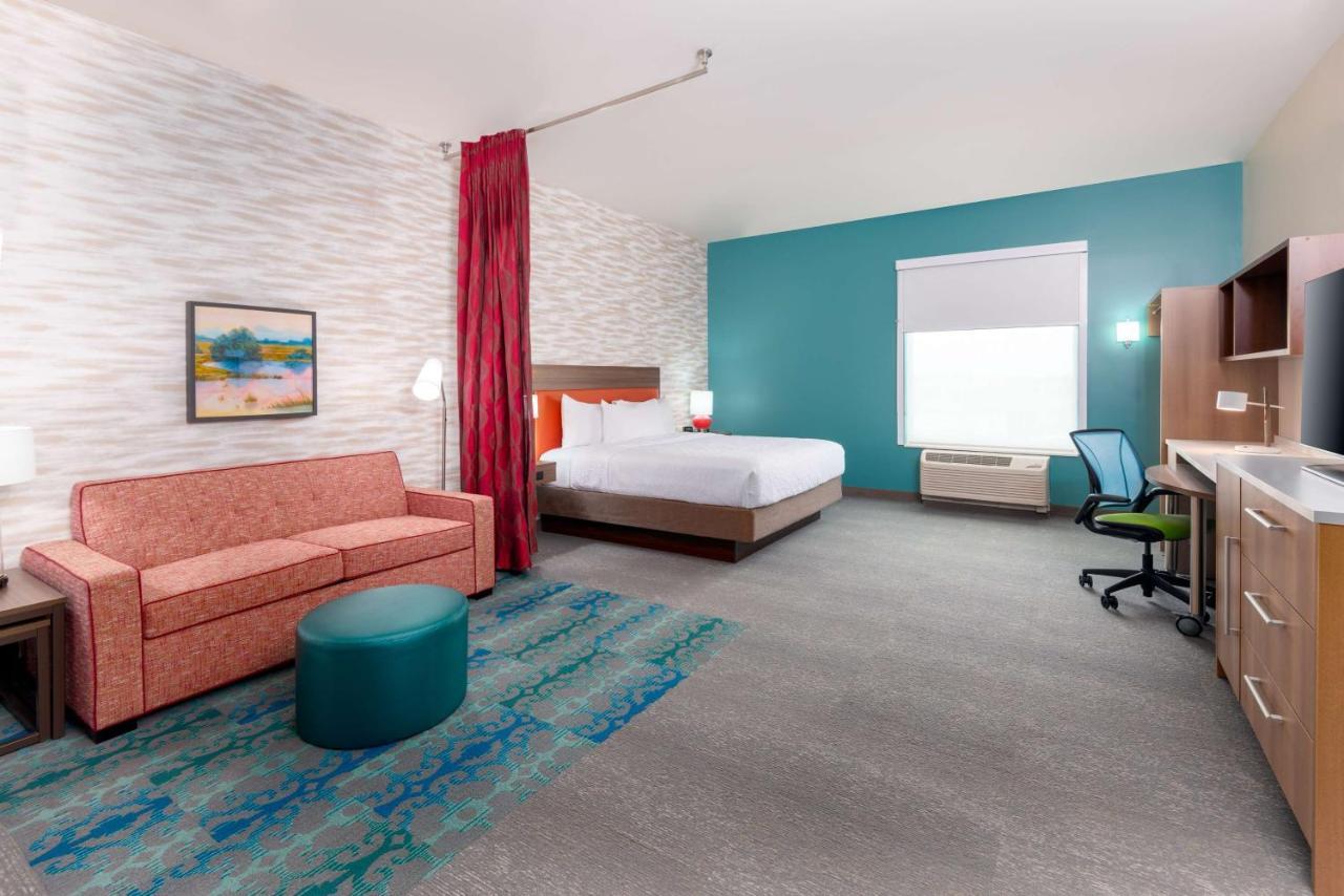 King Studio Suite