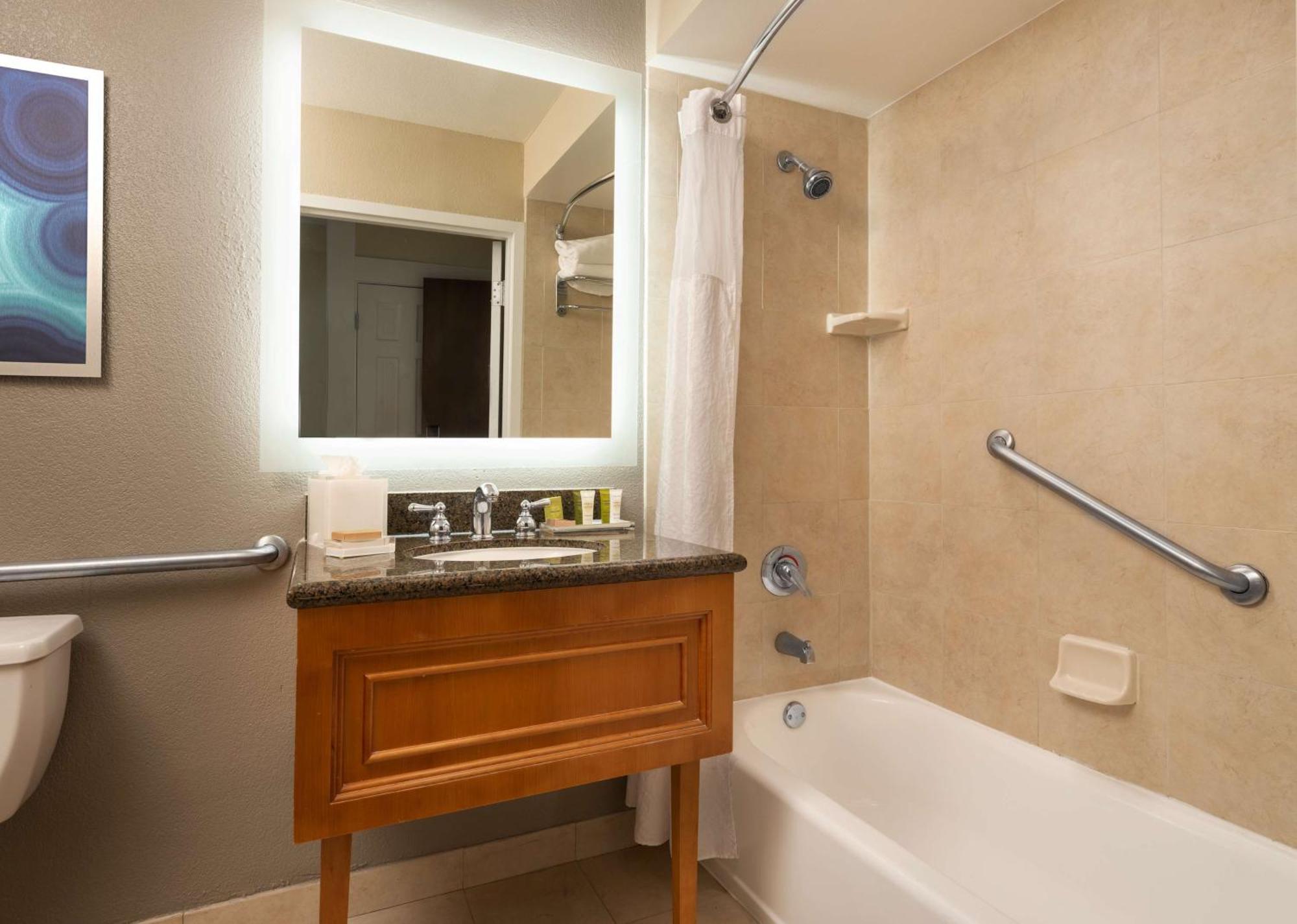Double Room Two Double Beds Bath Tub Disability Access,1657147740:JPEG