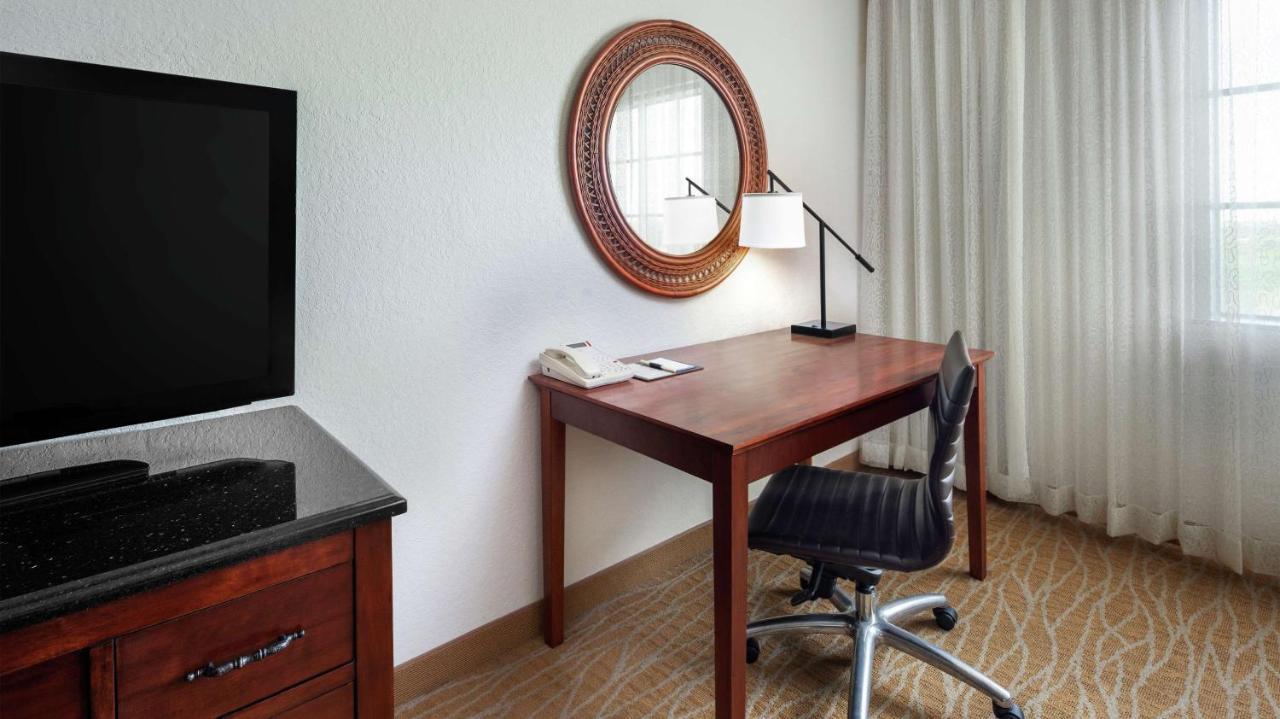 King Room,1498750240:JPEG
