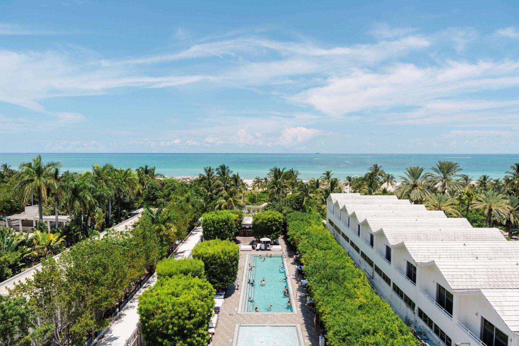 Elegant King Deluxe Oceanfront