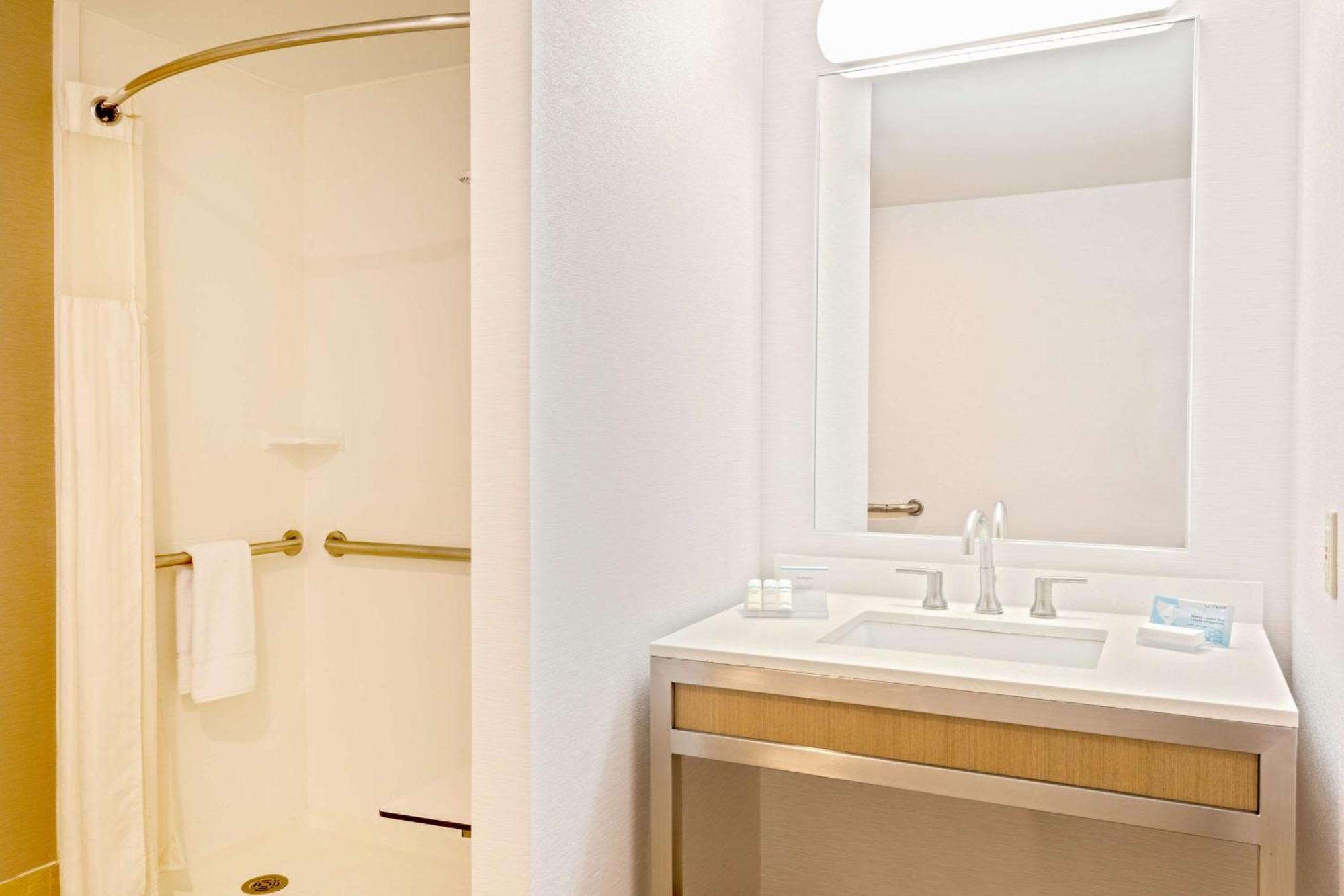 Double Room with Two Double Beds and Roll-in Shower - Mobility Access,1550662648:JPEG