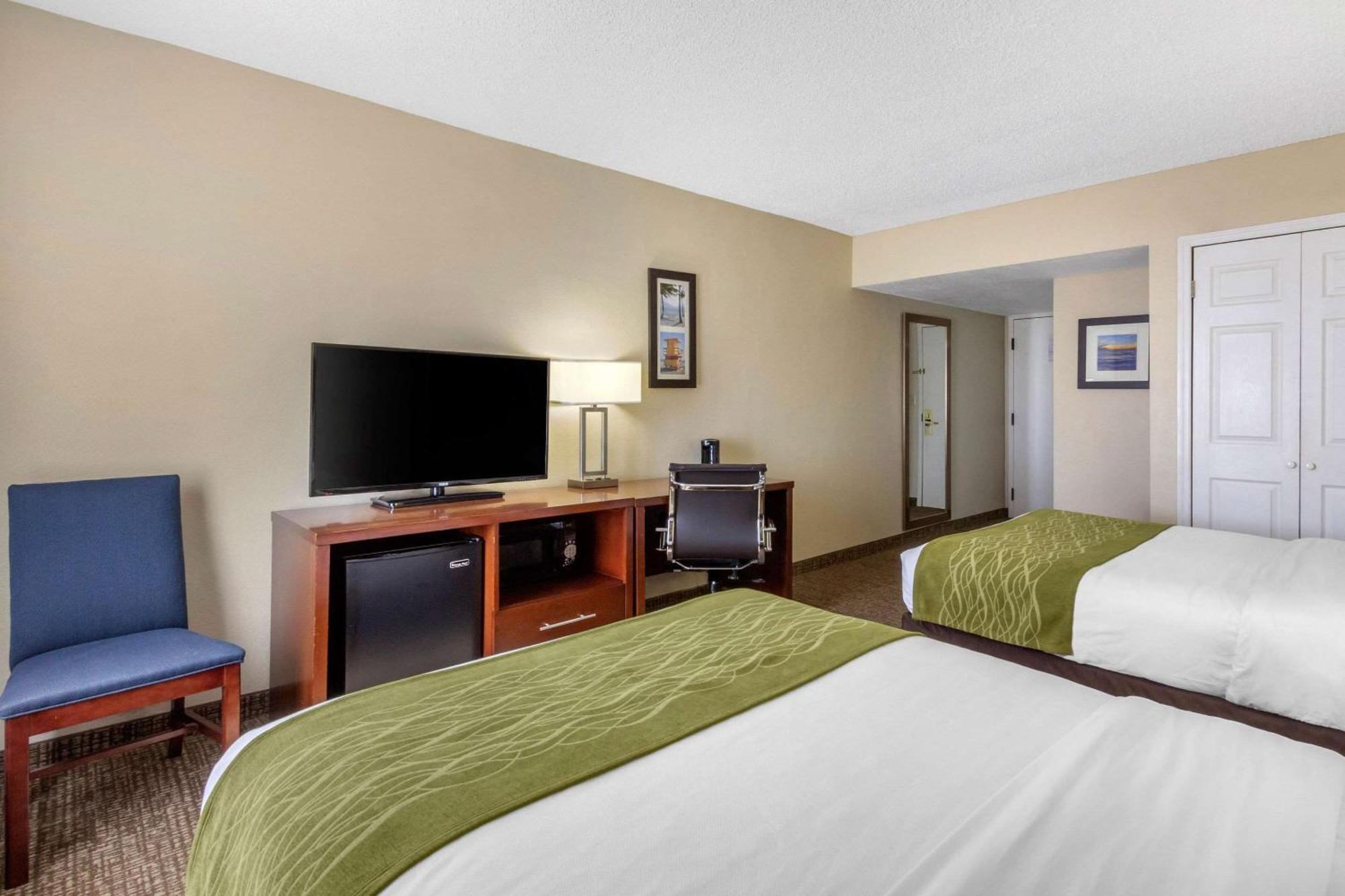 Double Room Two Double Beds Non-Smoking