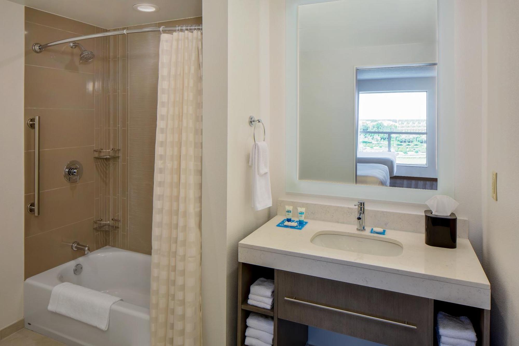 Specialty Family King Suite with Bunk Beds and Sofa Bed,1743142188:JPEG