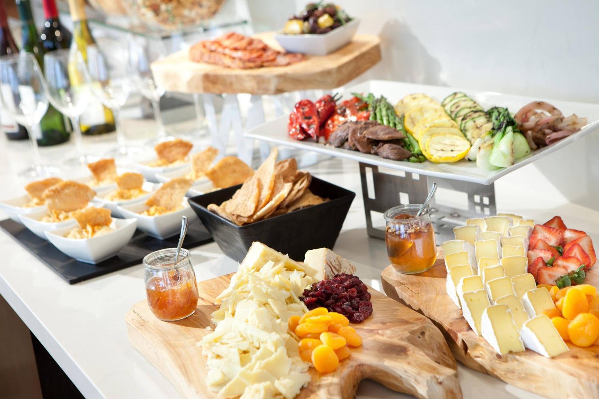 M Club lounge access, Guest room, 2 Double,1634411710:JPEG