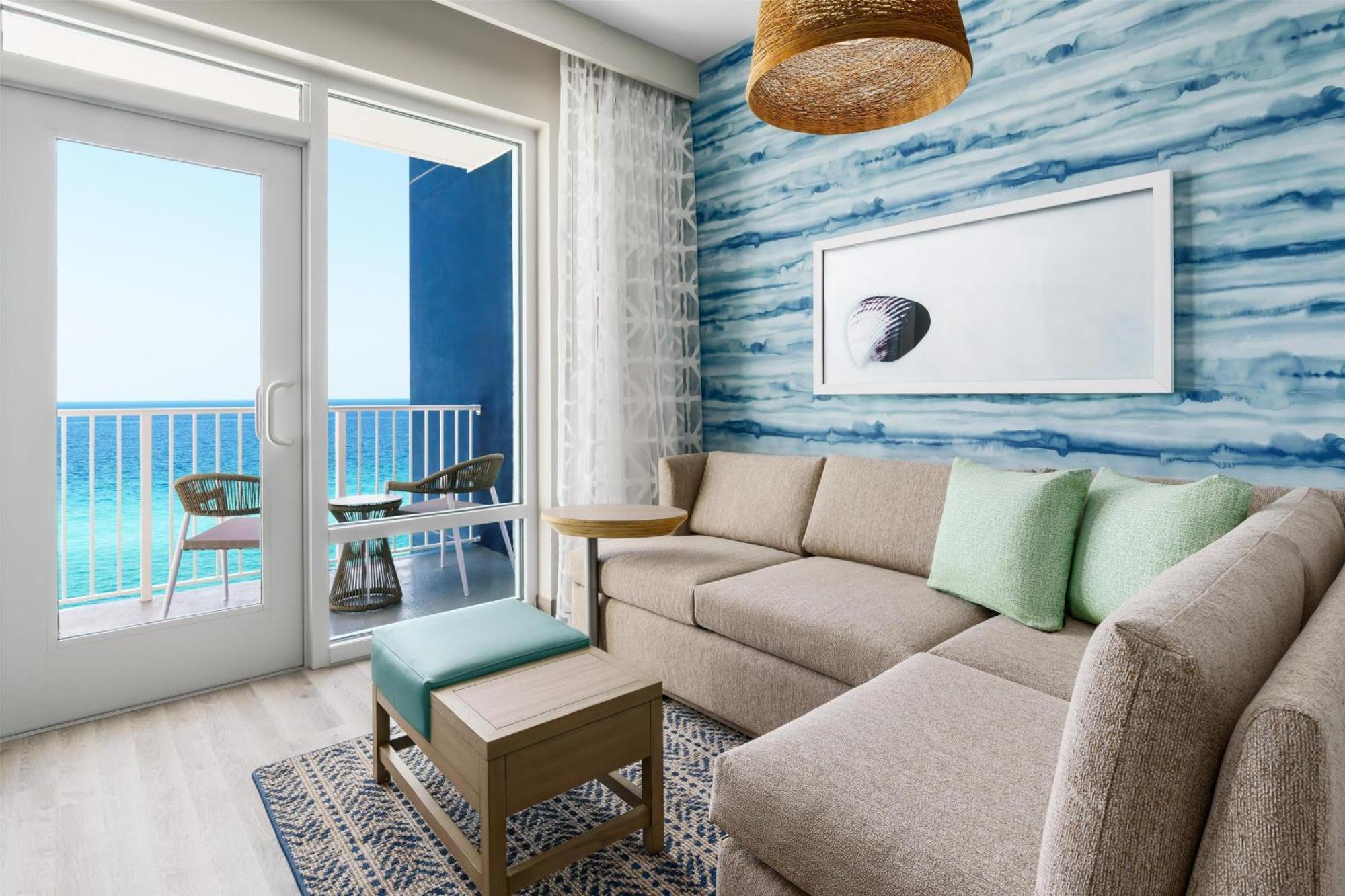 One-Bedroom King Suite with Balcony and Gulf View - High Floor,1683005323:JPEG