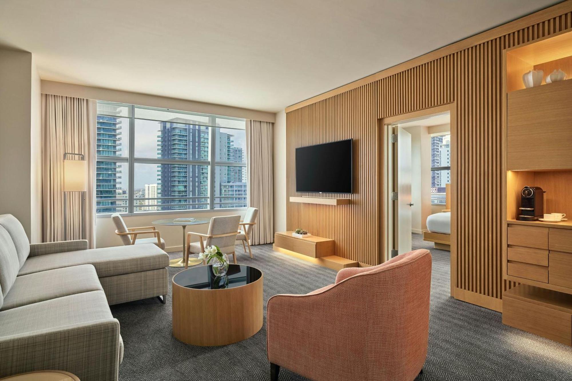 One-Bedroom King Suite,1758536647:JPEG