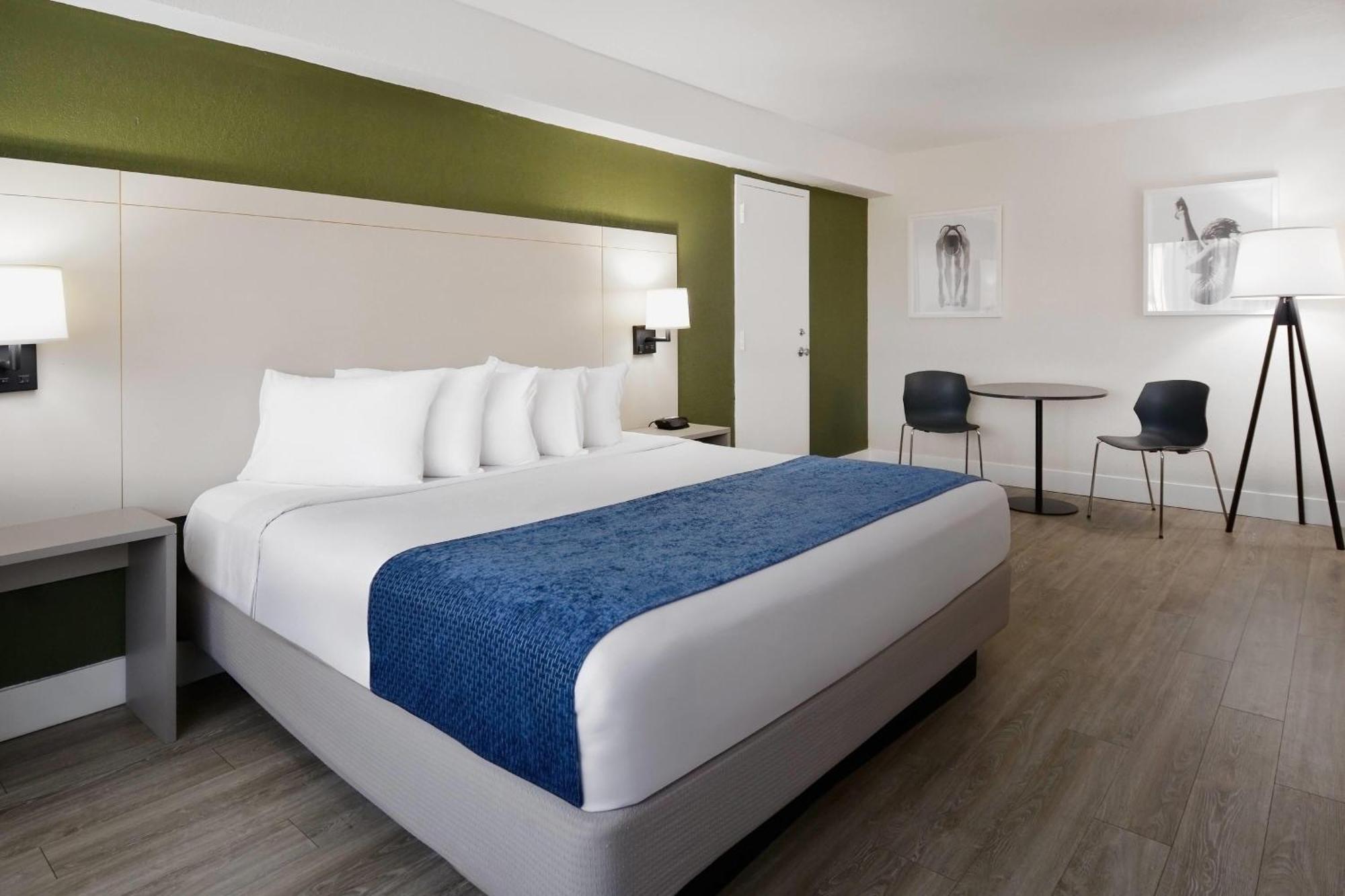 Habitación Tower con cama extragrande - No fumadores