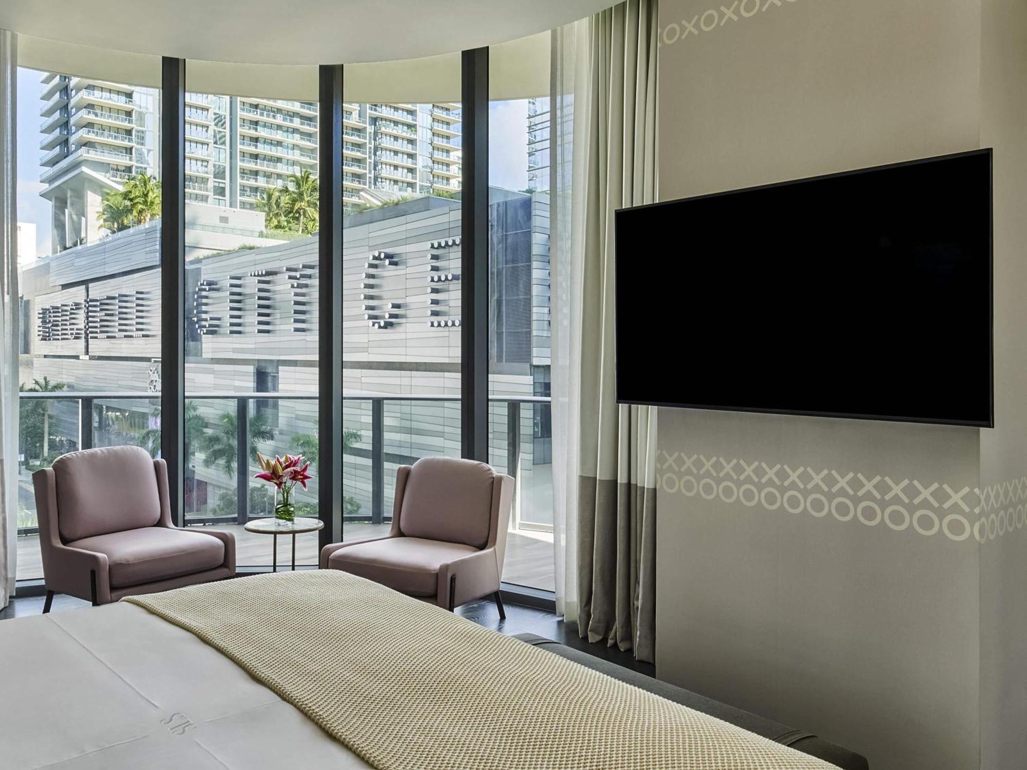 Lux Two Bedroom Suite