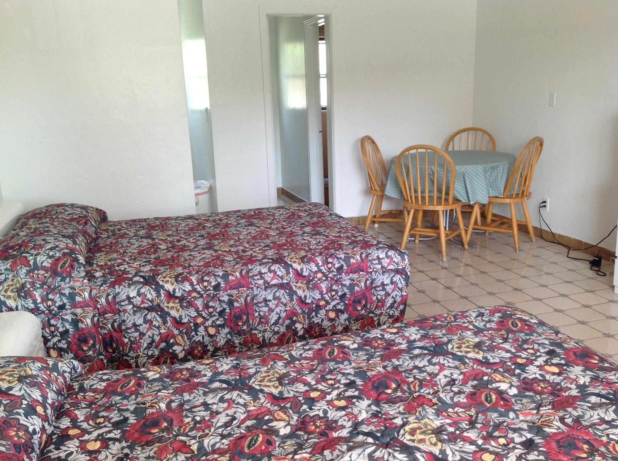 Studio with Kitchen,1580770595:JPEG