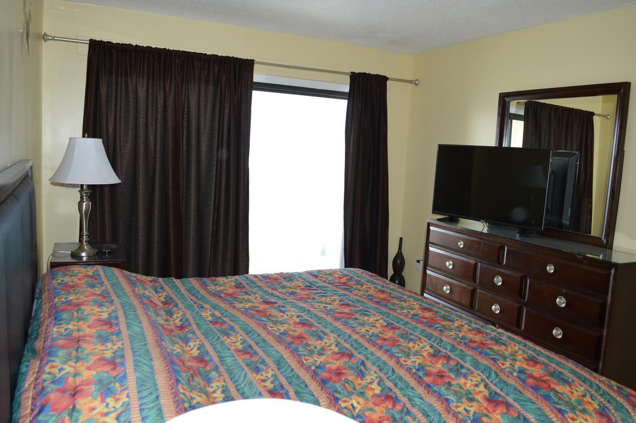Three-Bedroom Apartment,535970655:JPEG