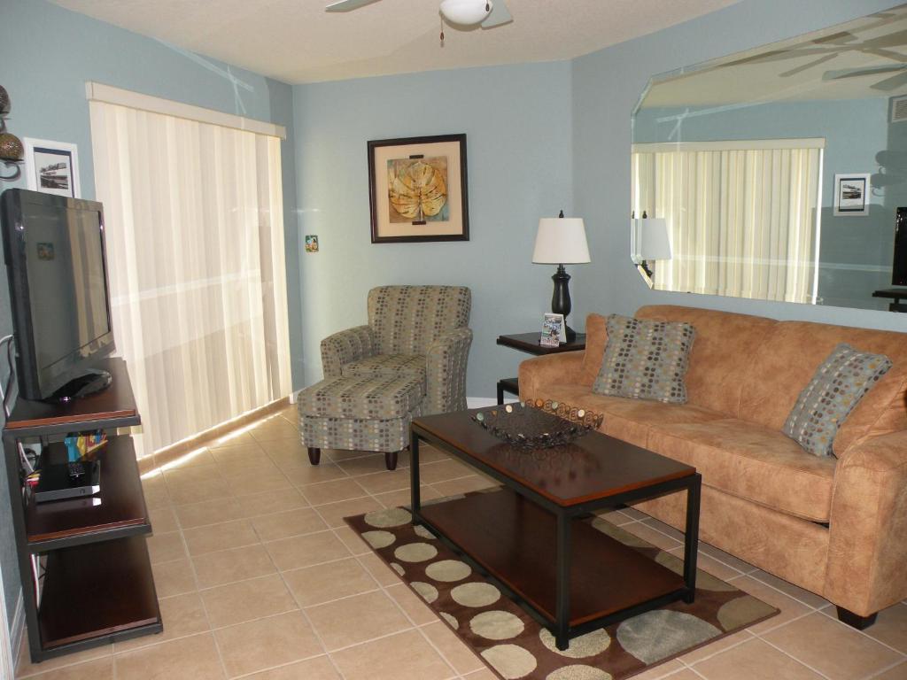 Gulf Front Two Bedroom Condo,61856623:JPEG