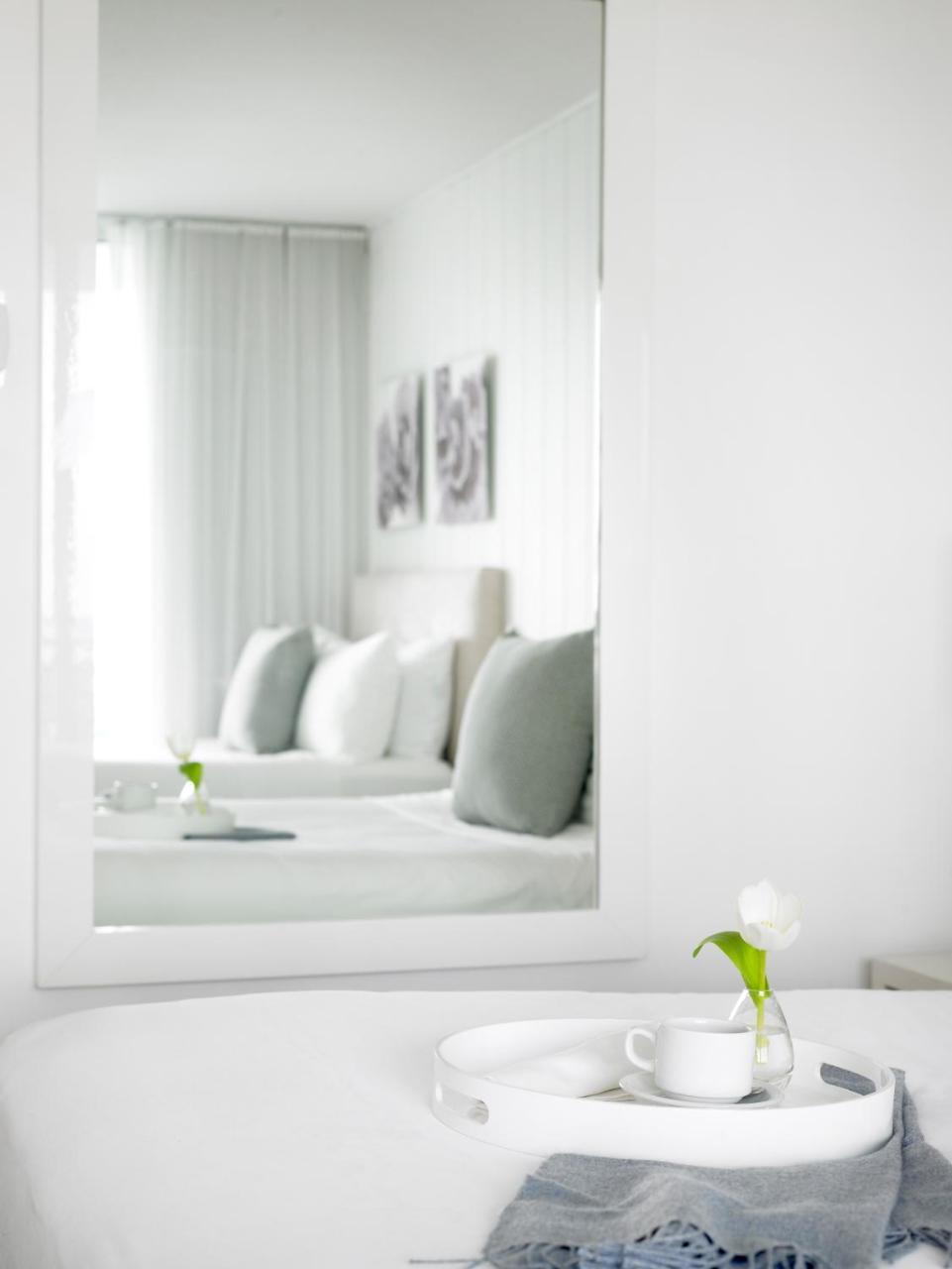 Quarto Duplo Deluxe com Varanda e Vista do Mar