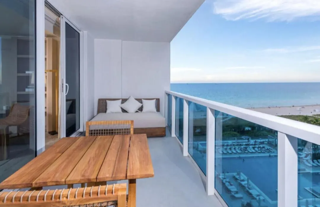 1 Hotel & Homes Miami Beach Oceanfront Residence Suites By Joe Semary-1