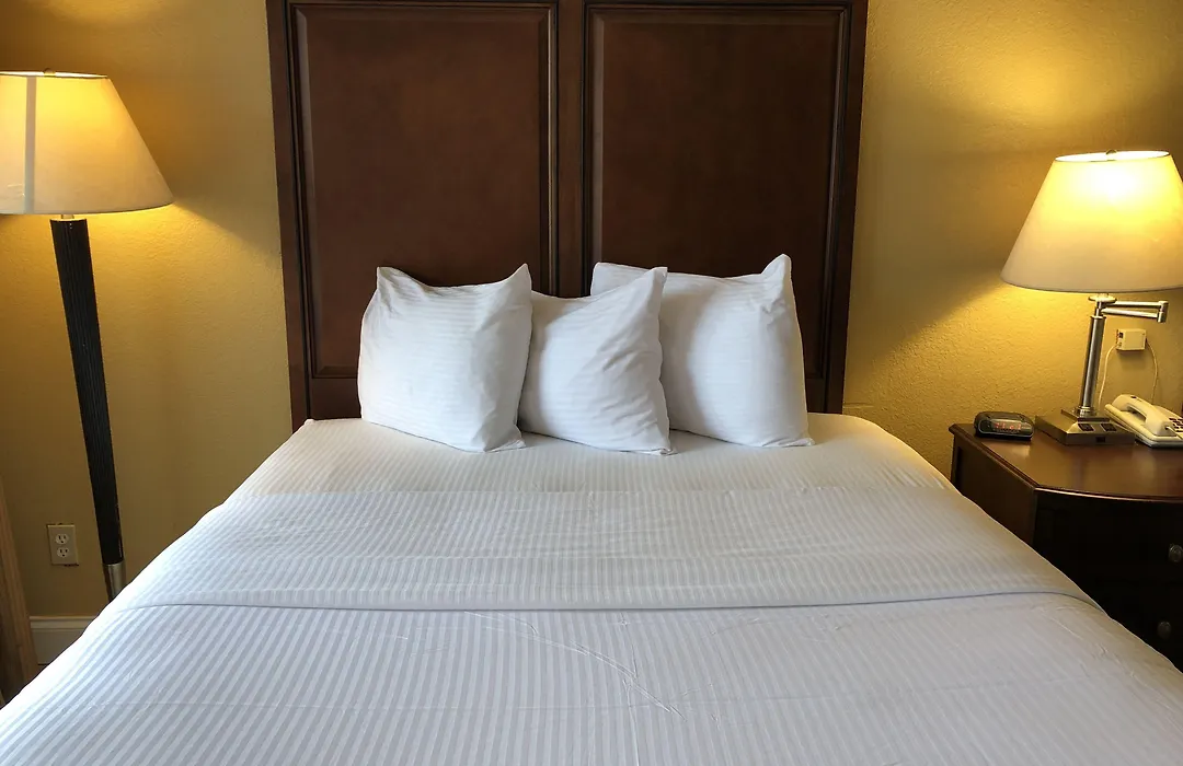 Days Inn By Wyndham Fort Walton Beach-1