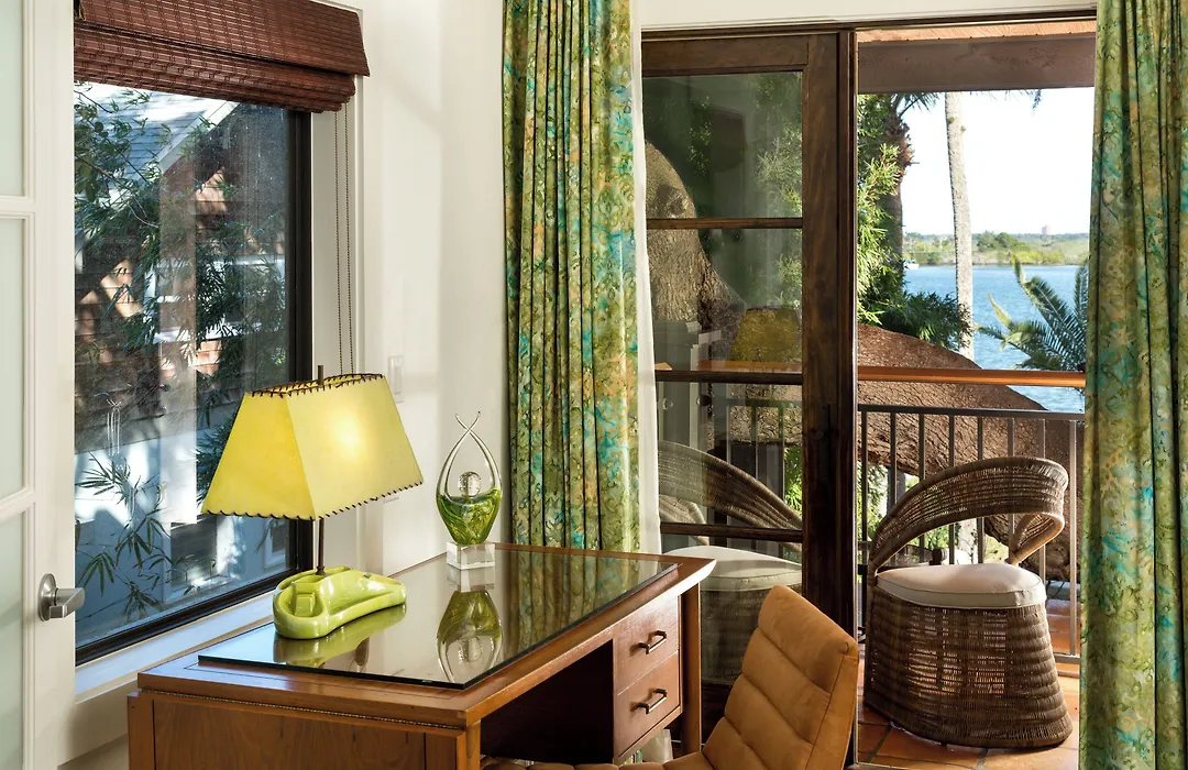 Black Dolphin Inn-1