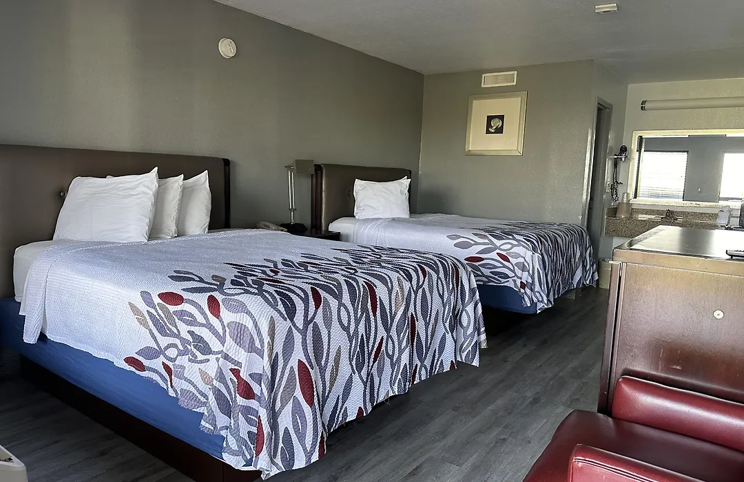 Riverview Inn-1
