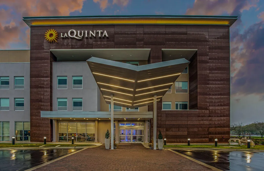 La Quinta Inn & Suites By Wyndham Miramar Beach-Destin-1