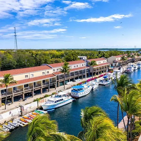 Waterside Suites And Marina-3