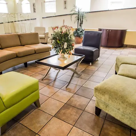 Quality Inn & Suites Winter Park Village Area-3