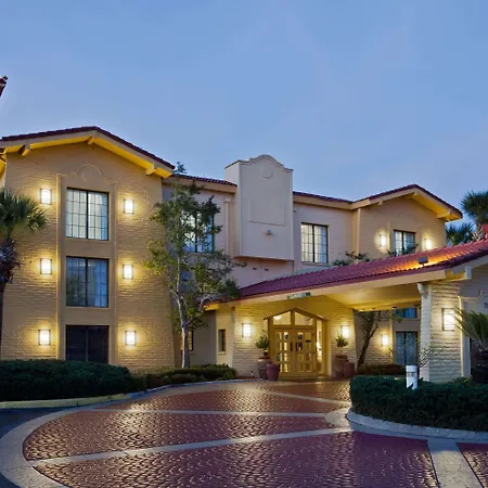 La Quinta Inn By Wyndham Orlando Airport West-2