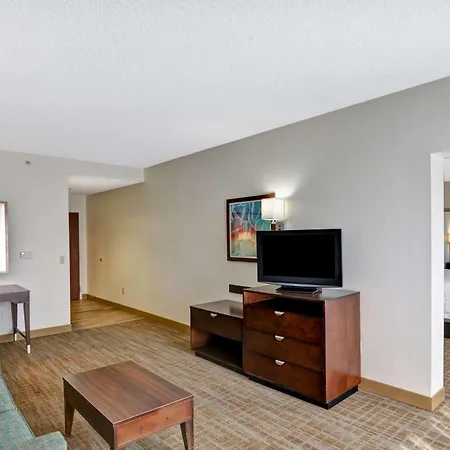 Hampton Inn & Suites Boynton Beach-3