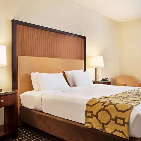 Belmont Inn&Suites-3