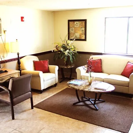 The Lodge At Pensacola-3