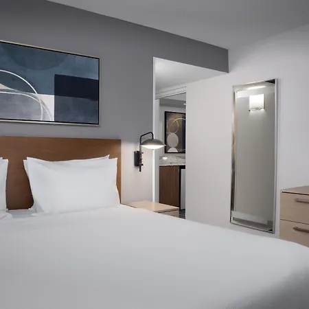Courtyard By Marriott Orlando East/Ucf Area-2
