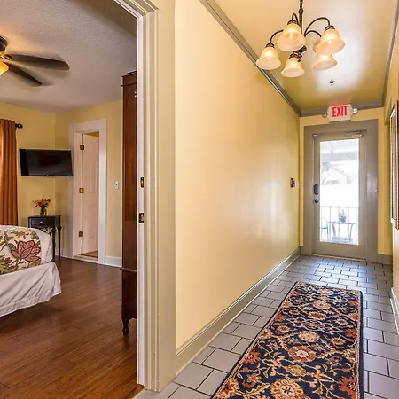 44 Spanish Street Inn (Adults Only)-3