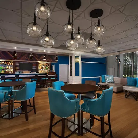 Wyndham Lake Buena Vista – Disney Springs® Area-3