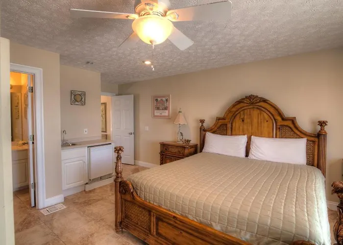 Surf Song - Beachfront Home With Swimspa!