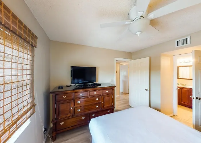 Ta15 Ocean Pointe #2210