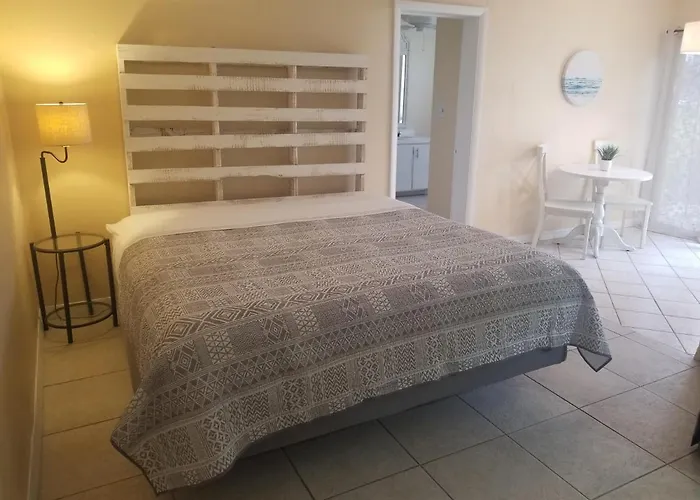Pennwood Motor Lodge
