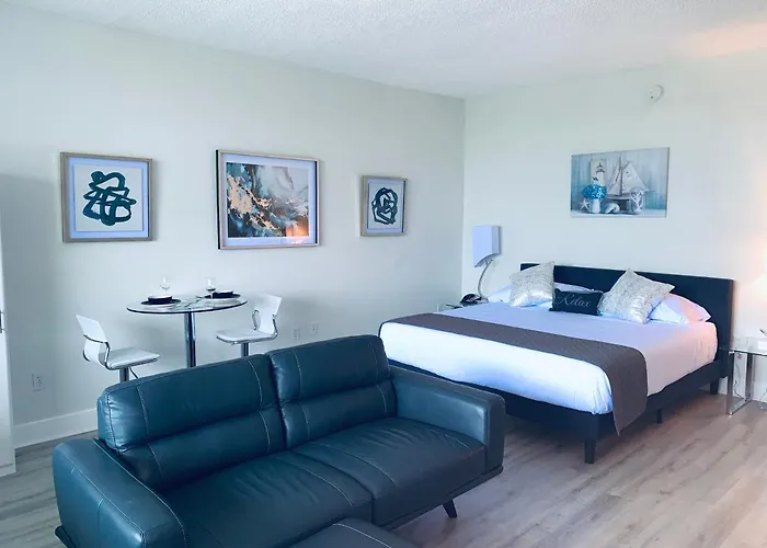 Bayside Retreat Resort Condo, Private Beach, Balcony With Water Views