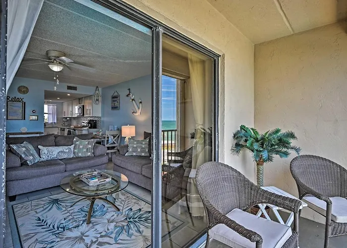 Oceanfront Ormond Beach Getaway W/ Balcony!