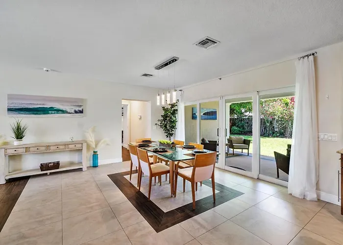 Across From Beach - Renovated Coastal Home, Gourmet Kitchen & Jetted Tub - By Maven Vacation Rentals