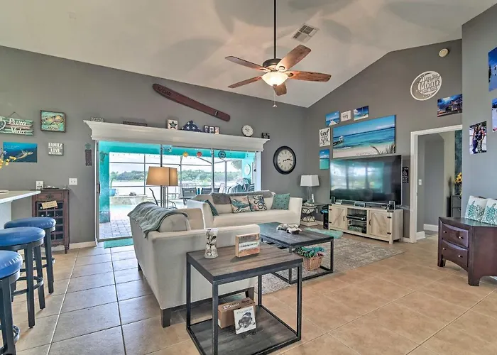 Florida Family Home W/ Dock On Saw Mill Lake!