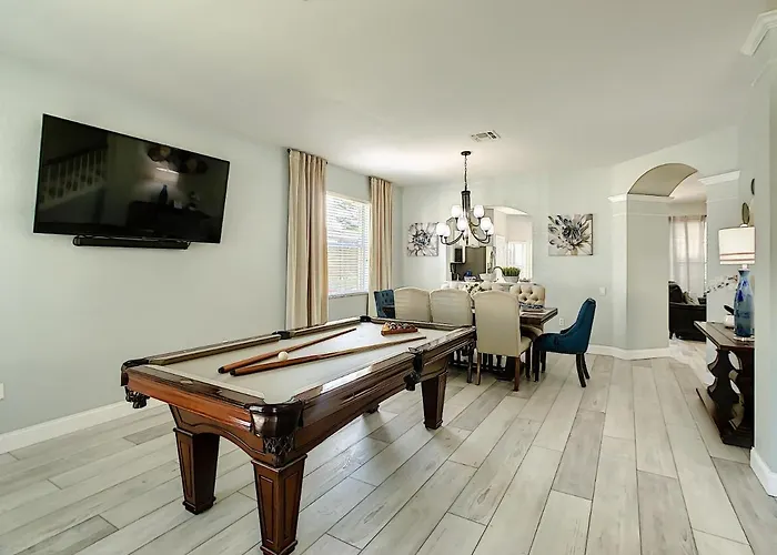 Luxury Family Villa • Pool + Hot Tub • Close To Disney