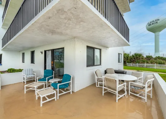 Lovely 2 Bedroom Beachfront Condo