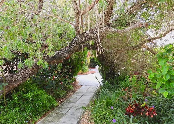 Cozy Canaveral Beach Condo! Next To Nasa Launch Site