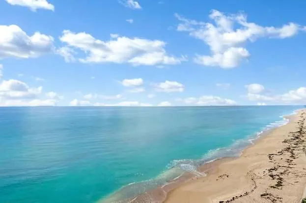 Sii Luxury 1 Bedroom Close To The Beach