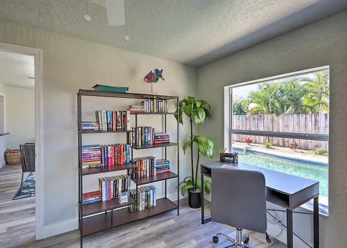 Pet-Friendly Merritt Island Home W/ Heated Pool