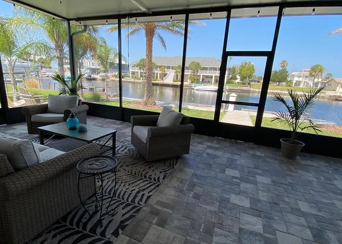 Waterfront Hernando Beach House On Deep Water Canal W/Dock, Fishing, Kayak