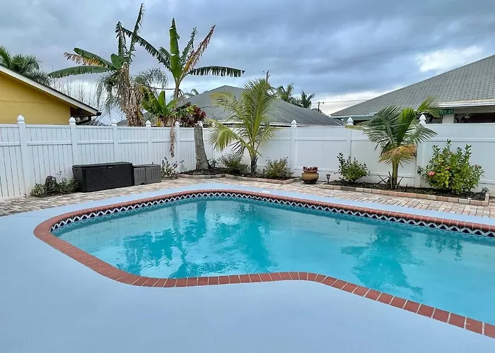 Perfect Jupiter Vacation House With Private Pool